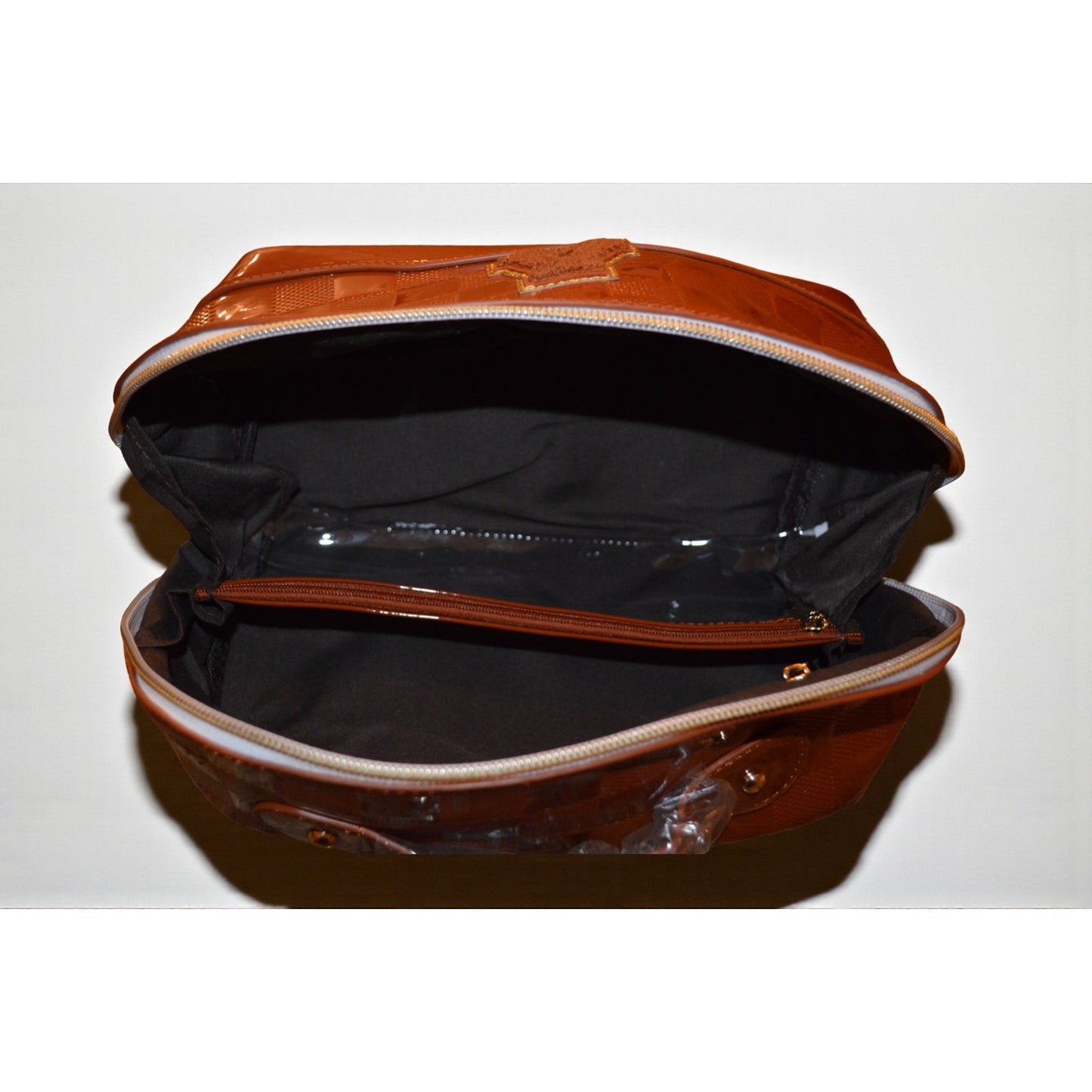NWOT Travel Toiletry Bag