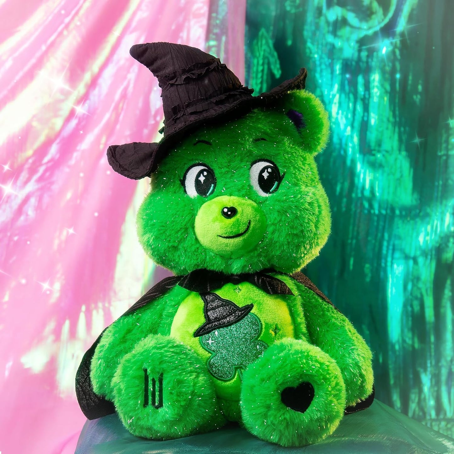 Care Bears - x Wicked 2-Pack - Love-a-Lot Bear as Glinda & Good Luck Bear as Elphaba