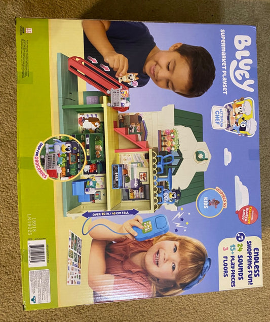 Bluey Supermarket Playset  15-piece Play House NEW in BOX 24 Sounds